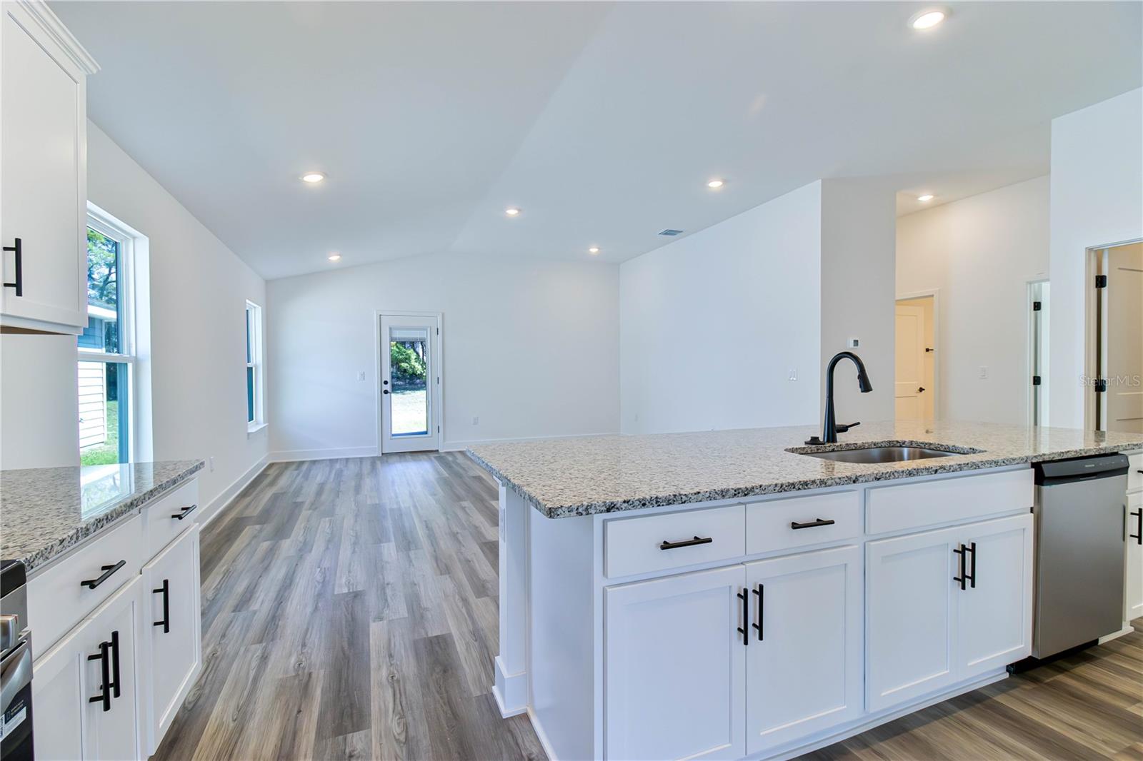 16865 NW 176TH WAY photo 3