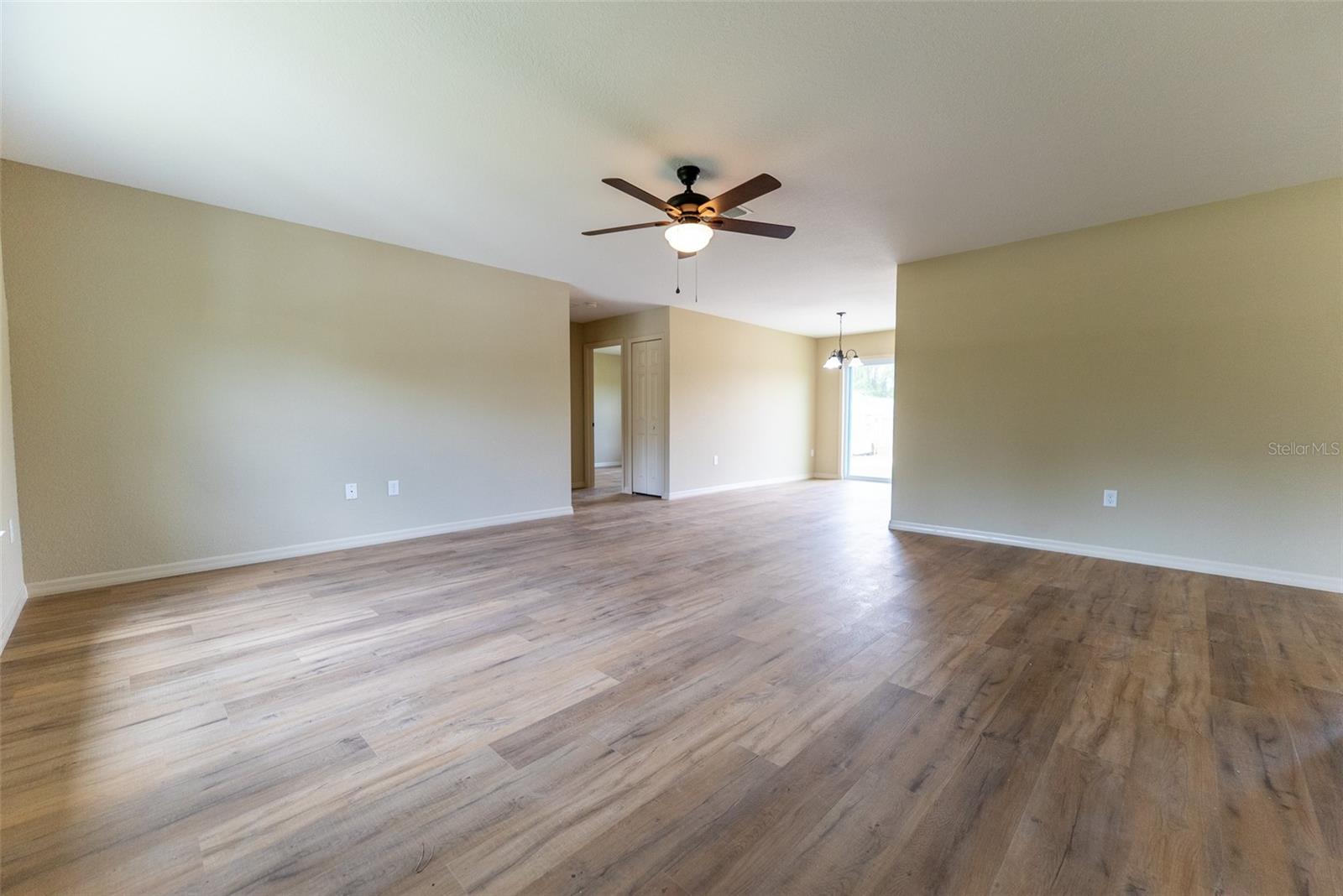 33 FISHER WAY CRSE photo 2
