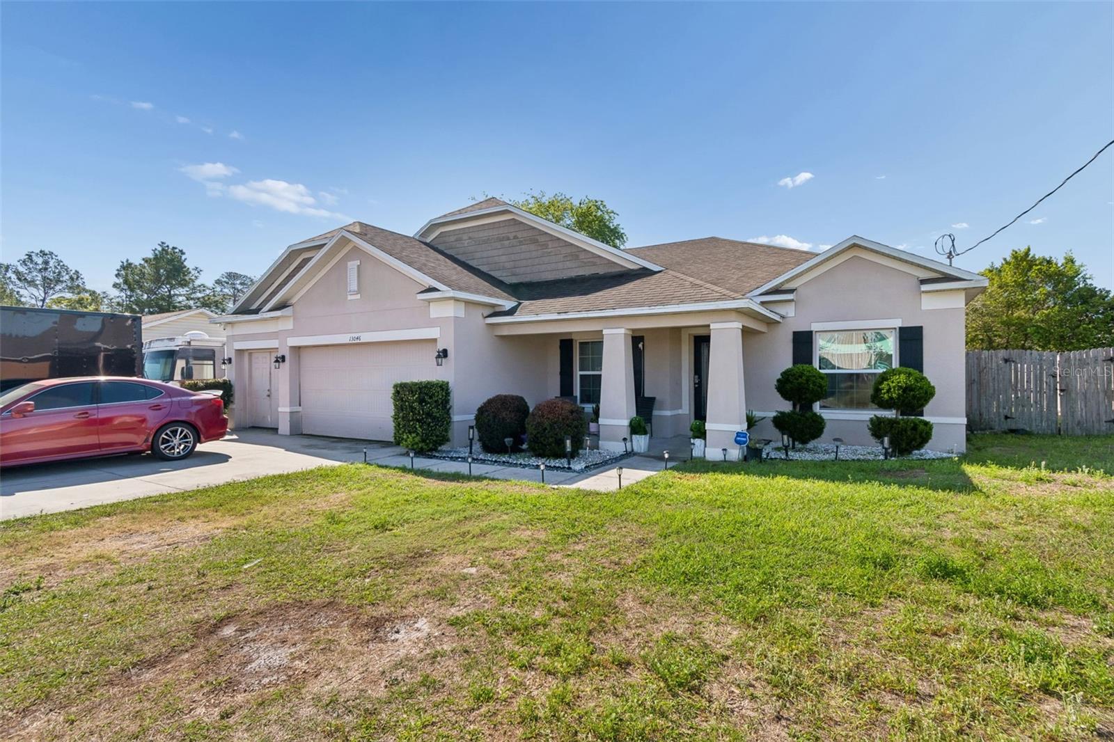 13046 LINDEN DR photo 2