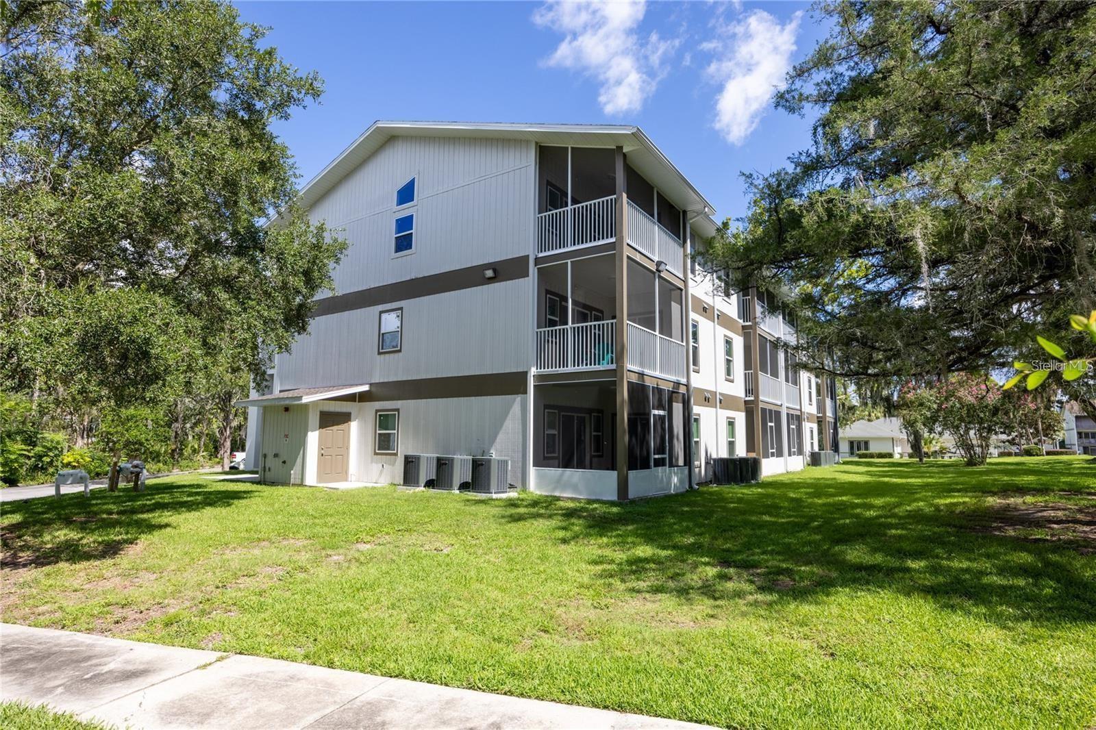 6519 W NEWBERRY RD #412 photo 2