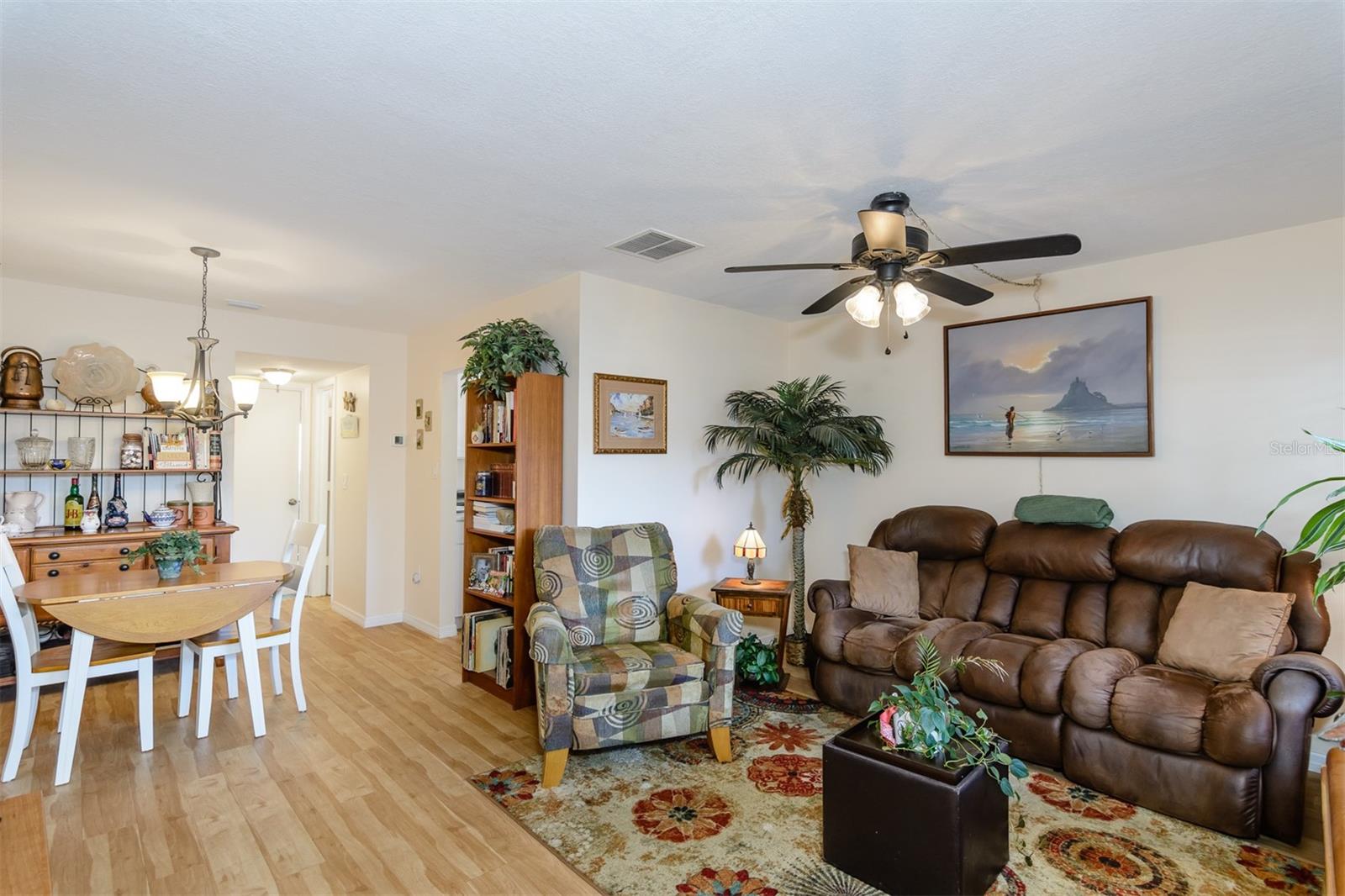2444 ENTERPRISE RD #8 photo 3