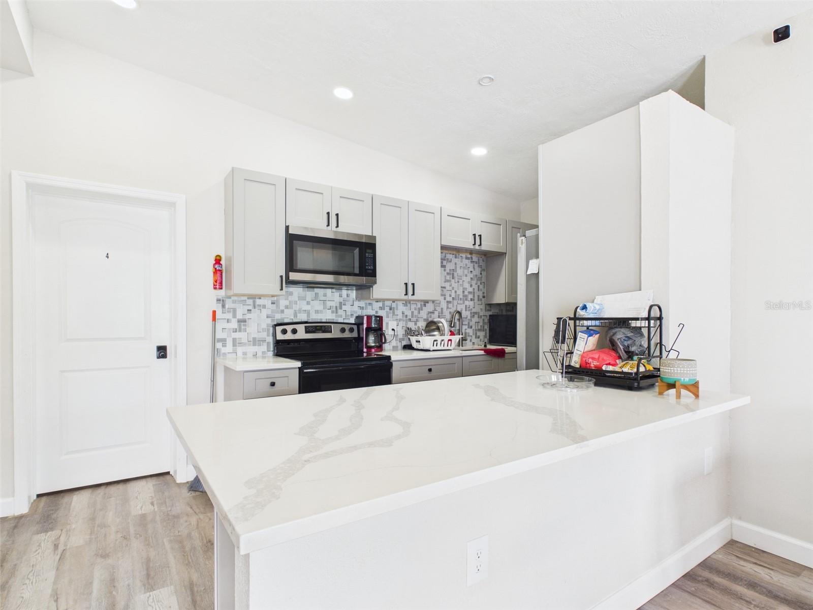22040 FELTON AVE photo 5
