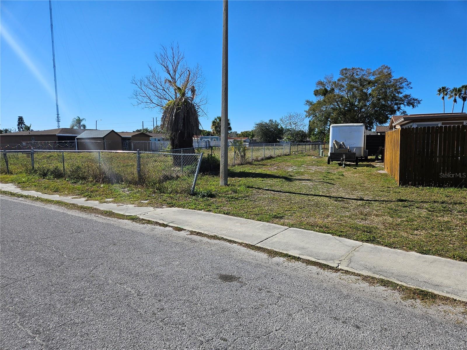 1754 SOLAR DR photo 4