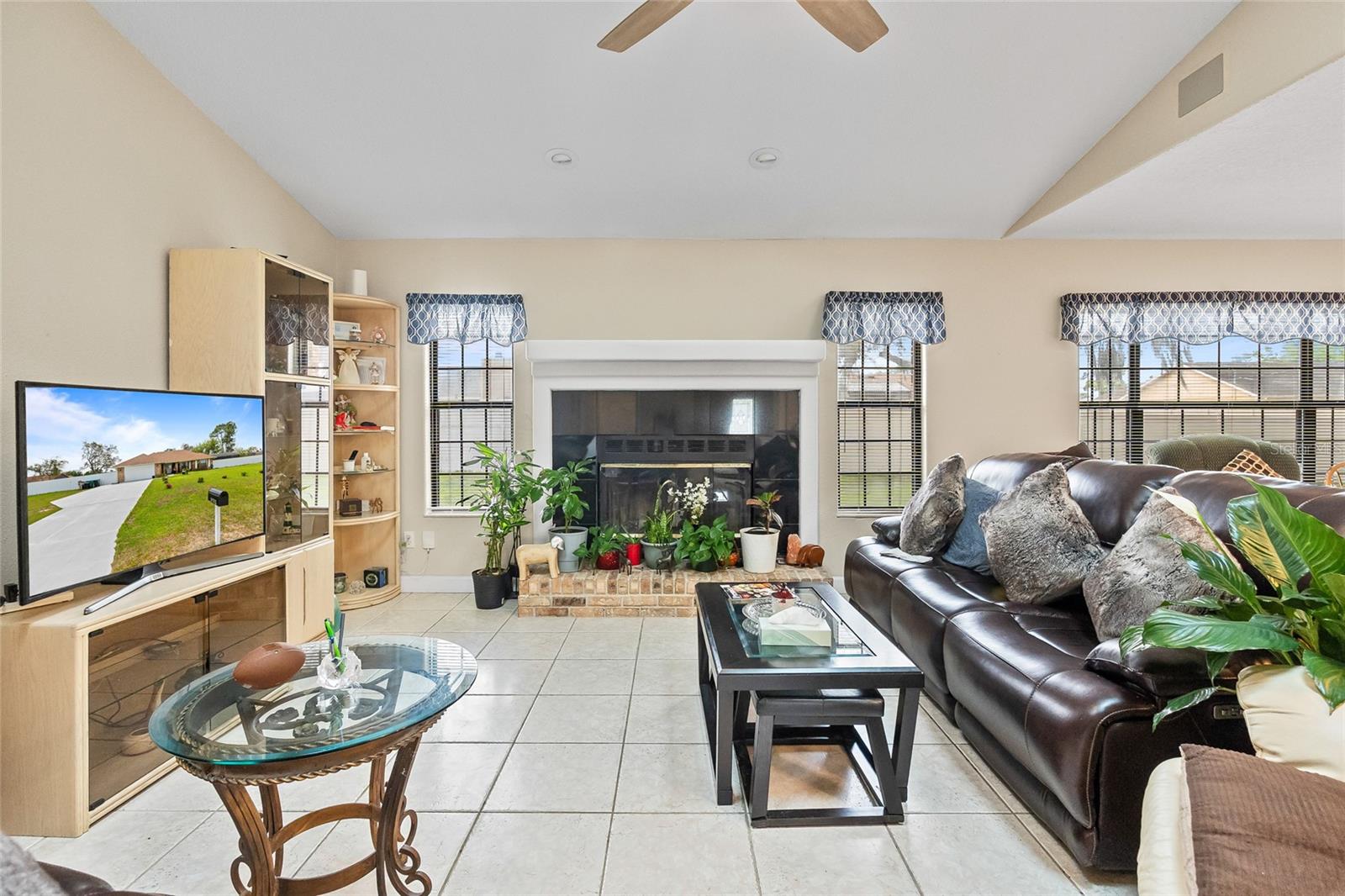 Single Family Residence