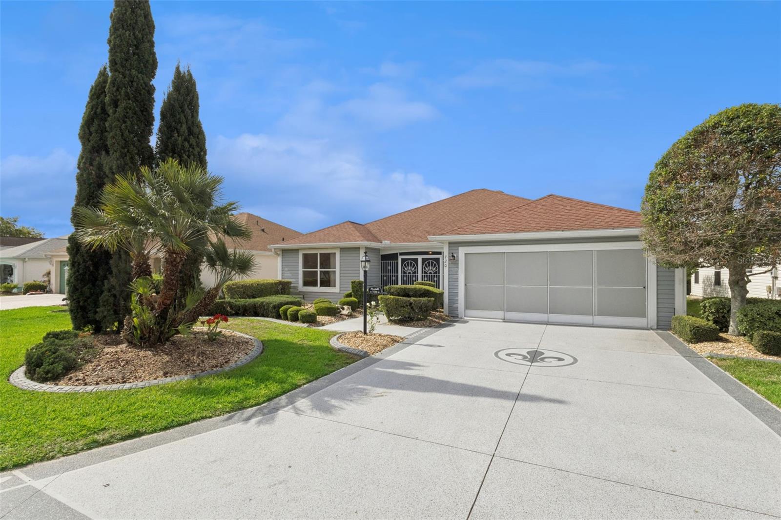 Single Family Residence