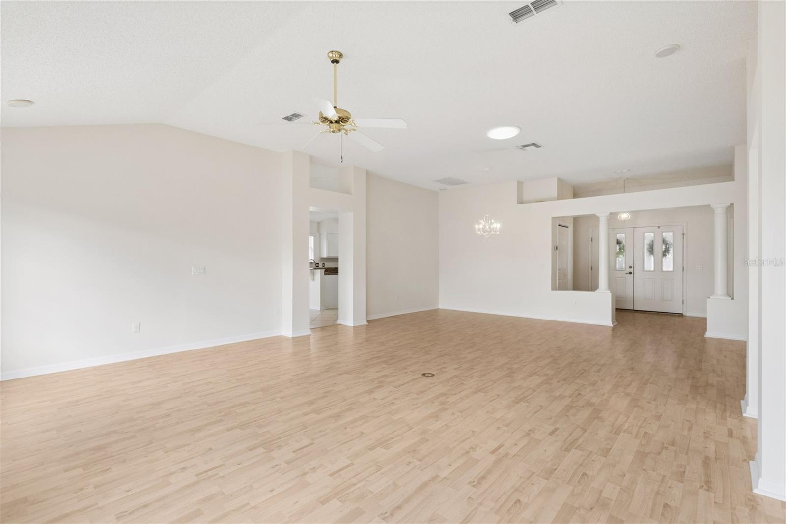 720 SAN MARINO DR photo 3
