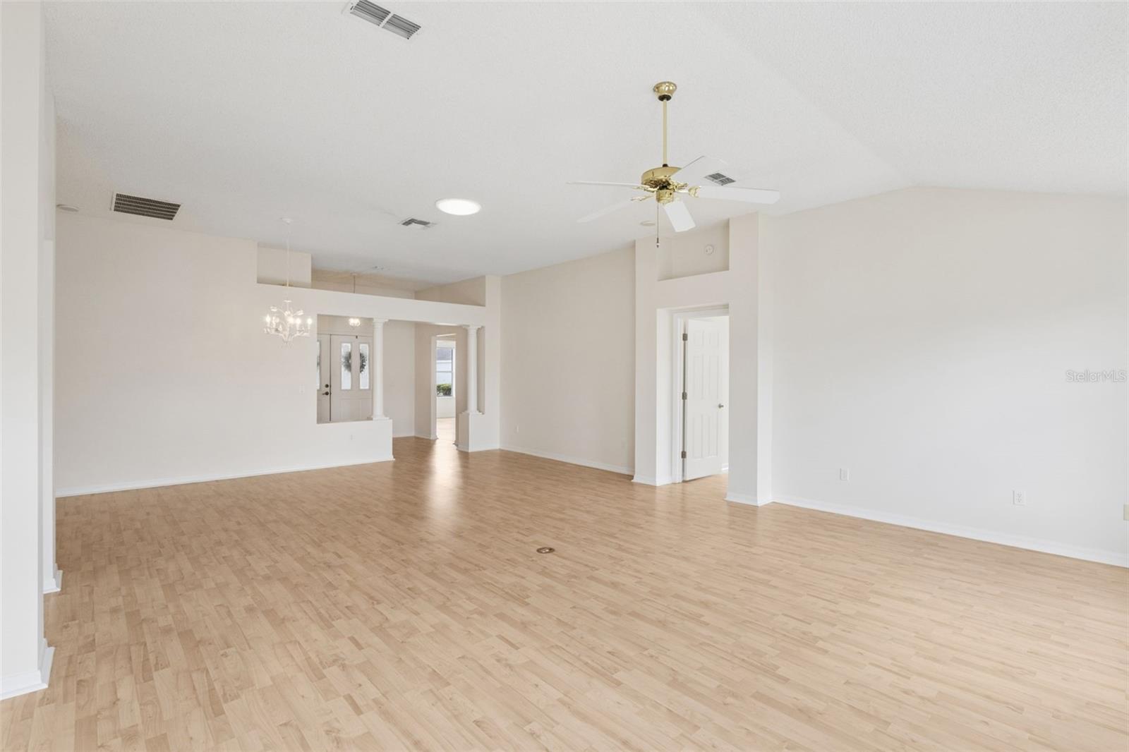 720 SAN MARINO DR photo 4