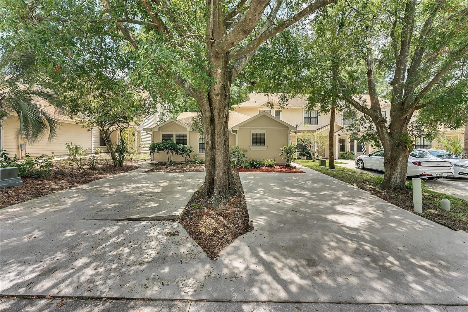 563 NORTHBRIDGE DR photo 2