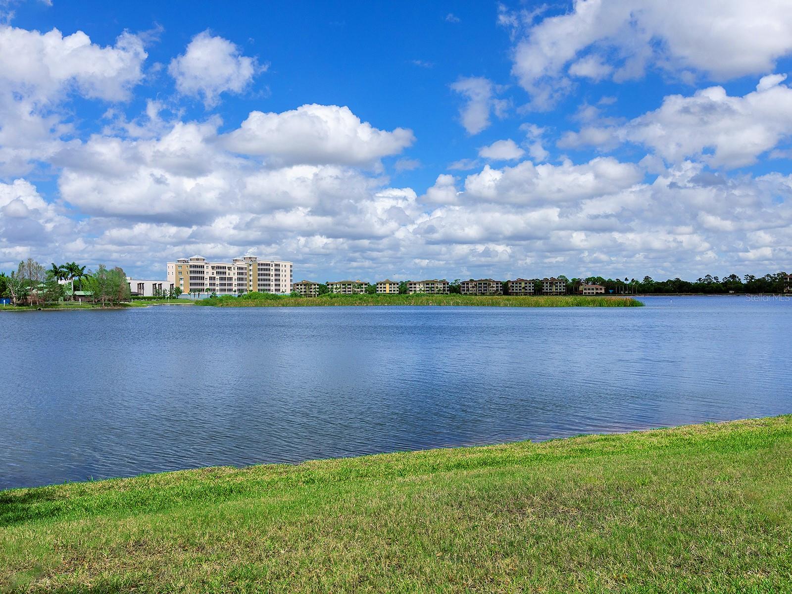 6427 MOORINGS POINT CIR #101 photo 2
