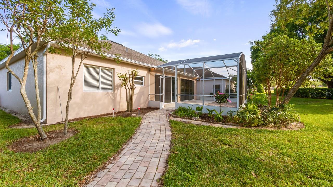 2241 KINGSMILL WAY photo 2