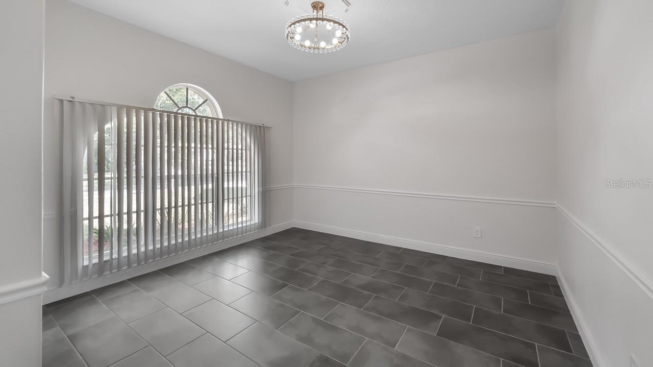 2241 KINGSMILL WAY photo 5