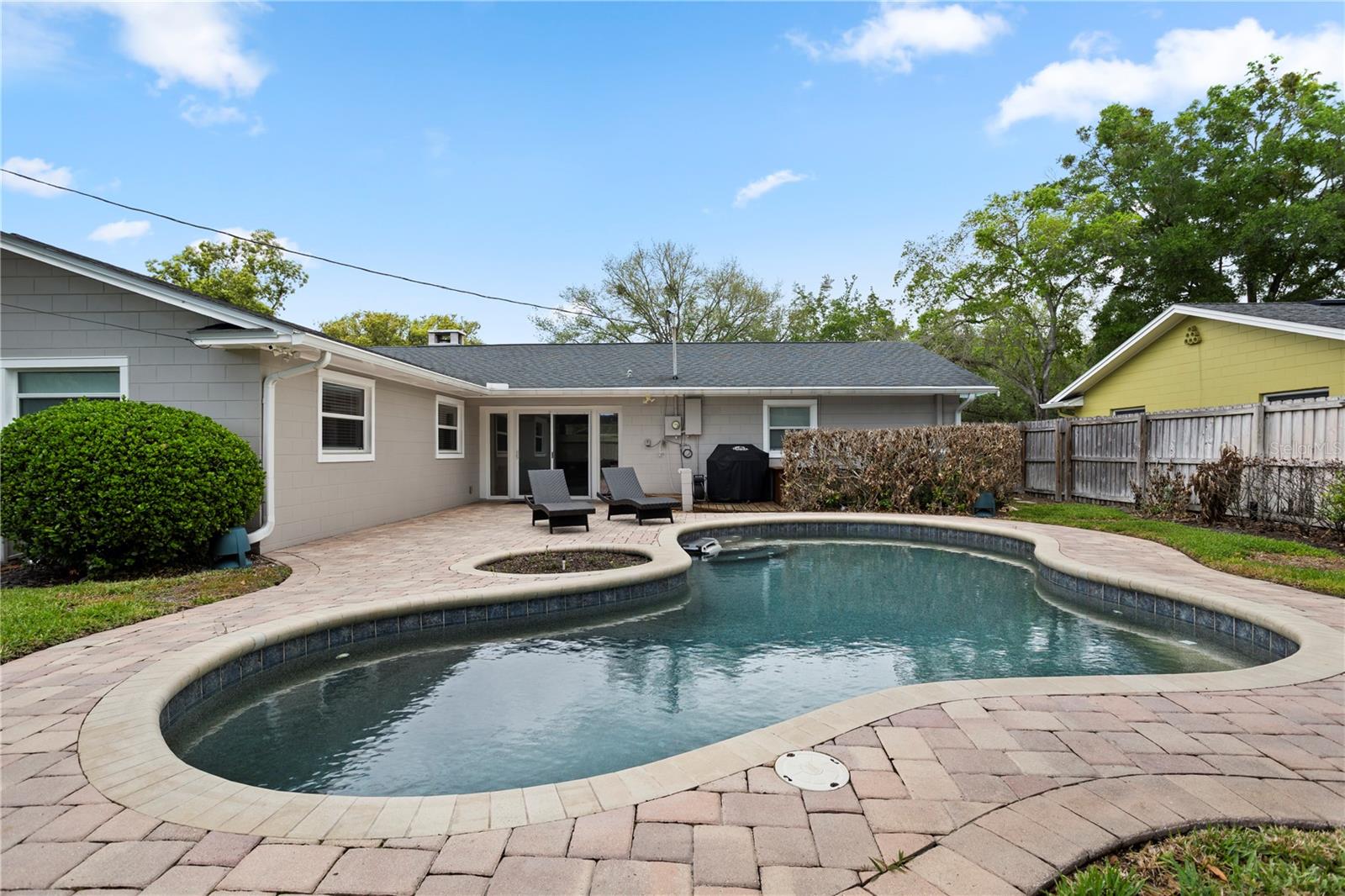 2130 DELORAINE TRL photo 2