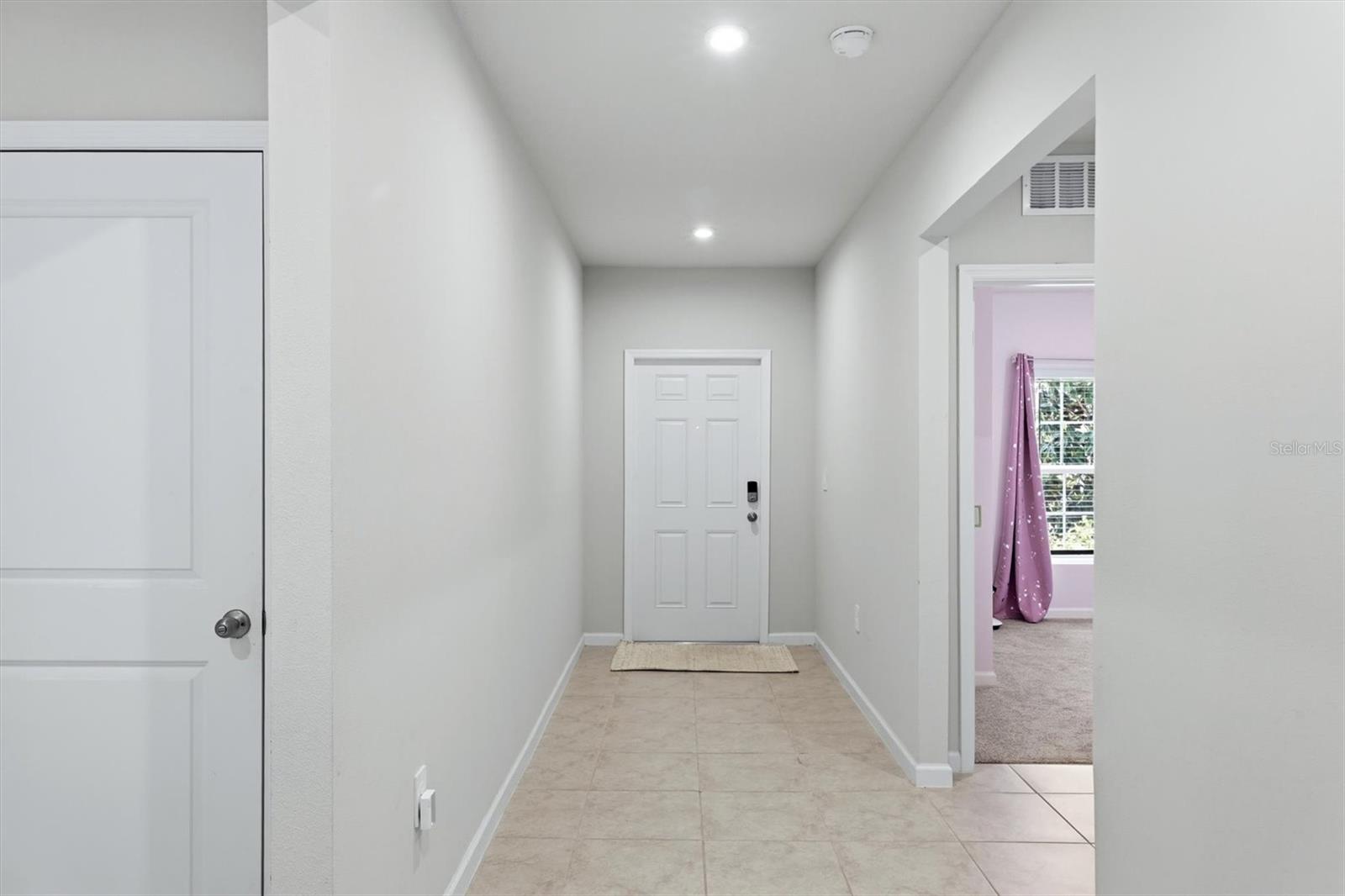 806 170TH CT E photo 4