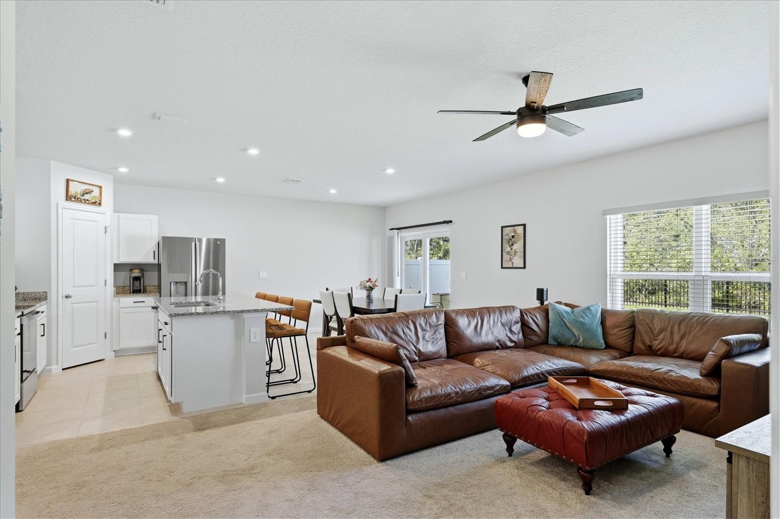 806 170TH CT E photo 3