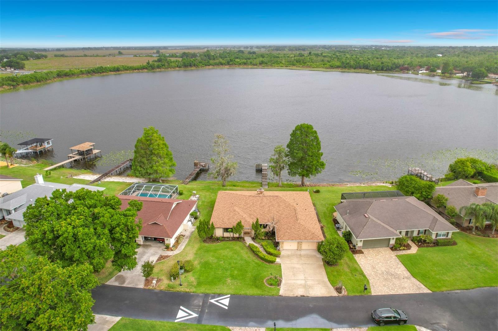 247 S LAKE PANSY DR photo 3