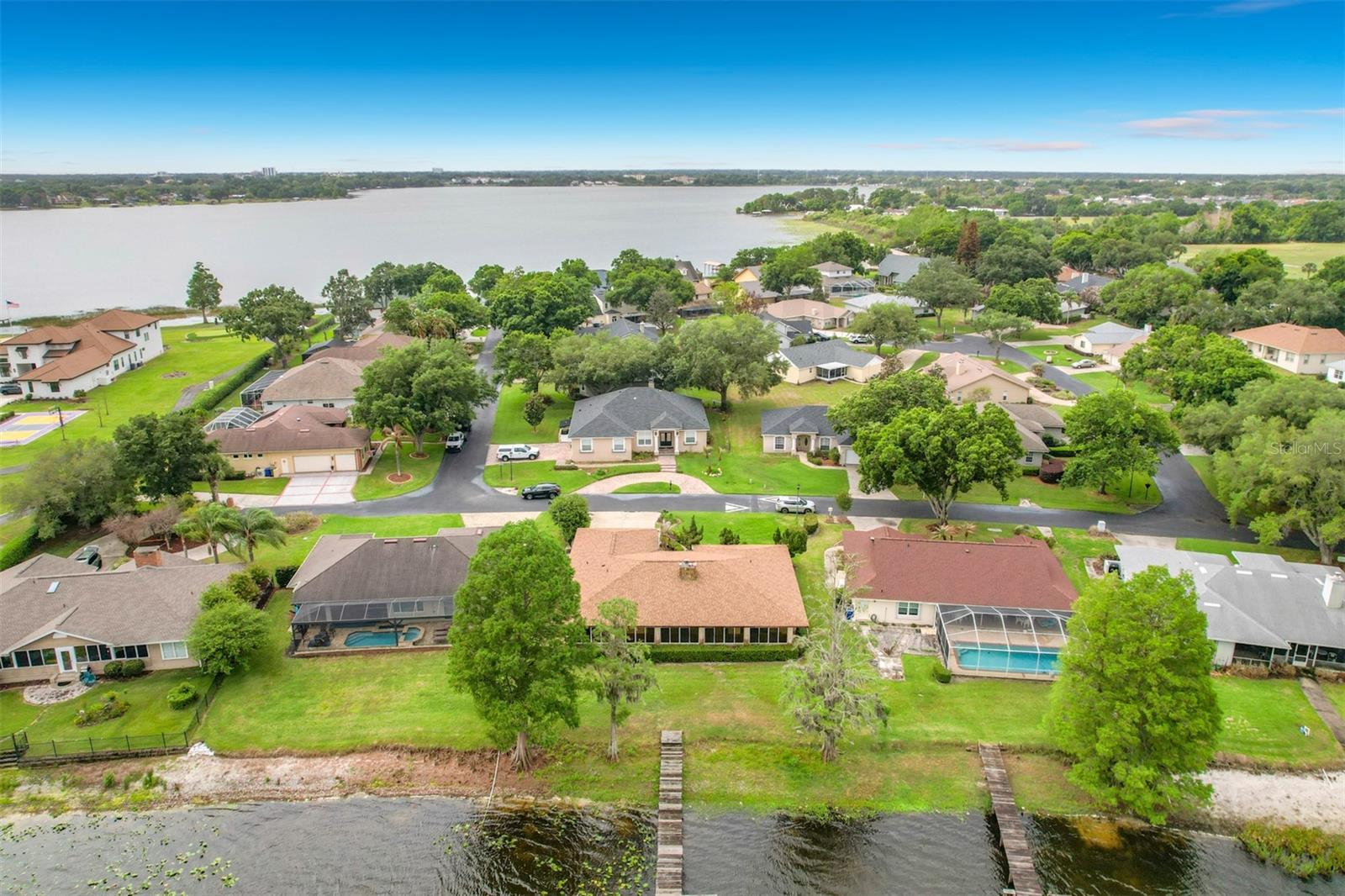247 S LAKE PANSY DR photo 4