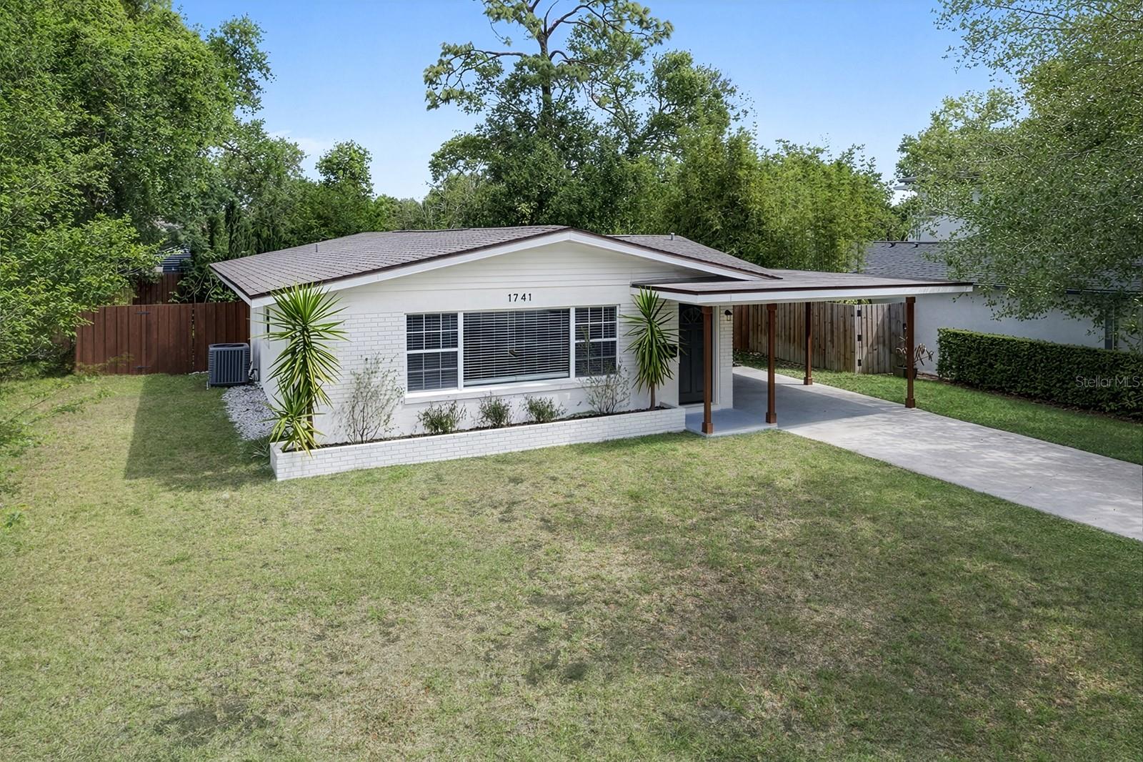 Single Family Residence