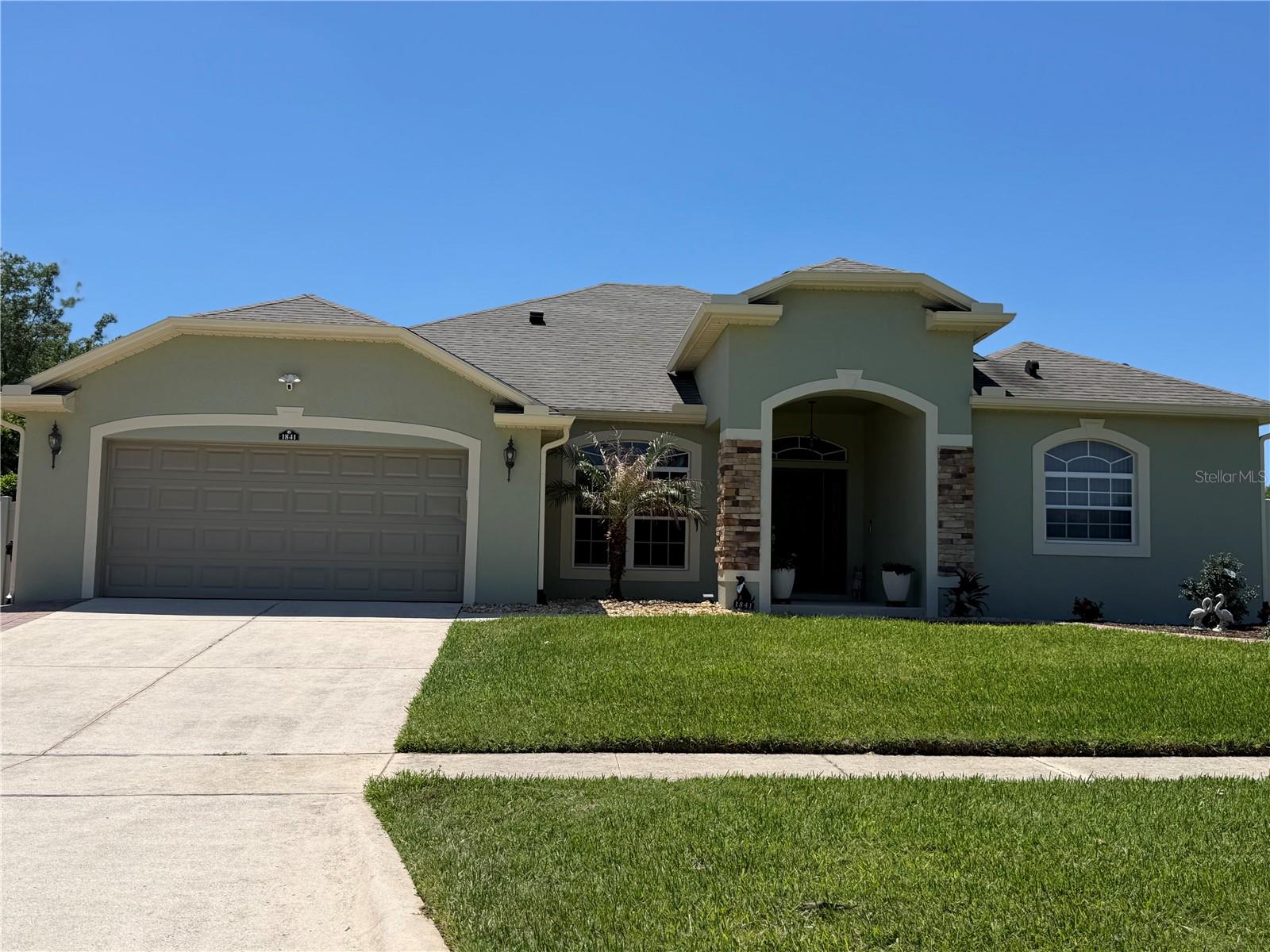 Single Family Residence