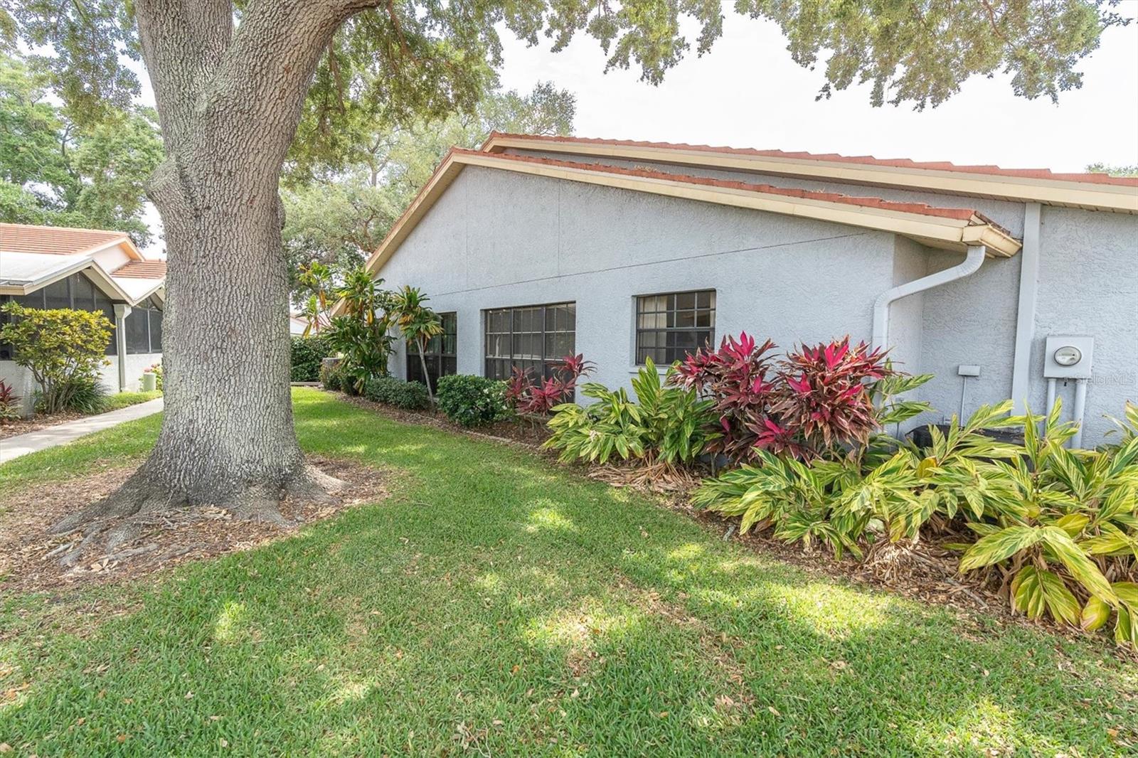 2023 NASH DR photo 2