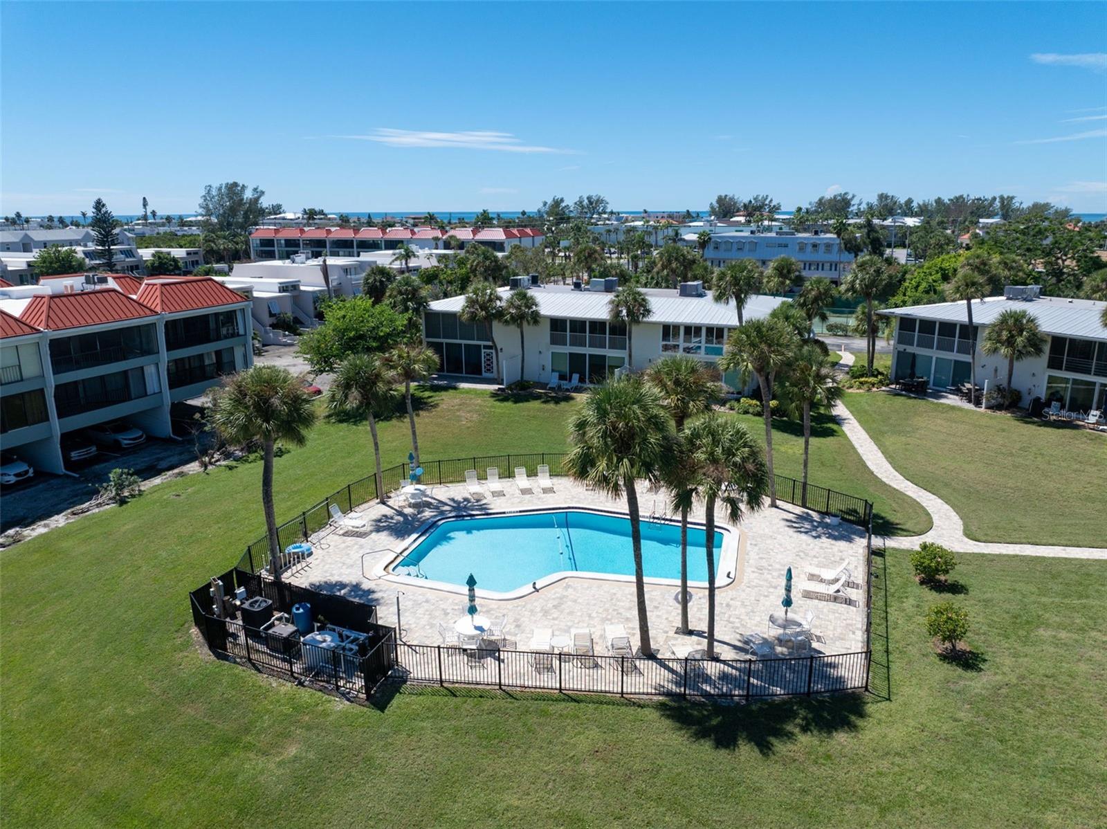 749 MANATEE AVE #749 photo 3