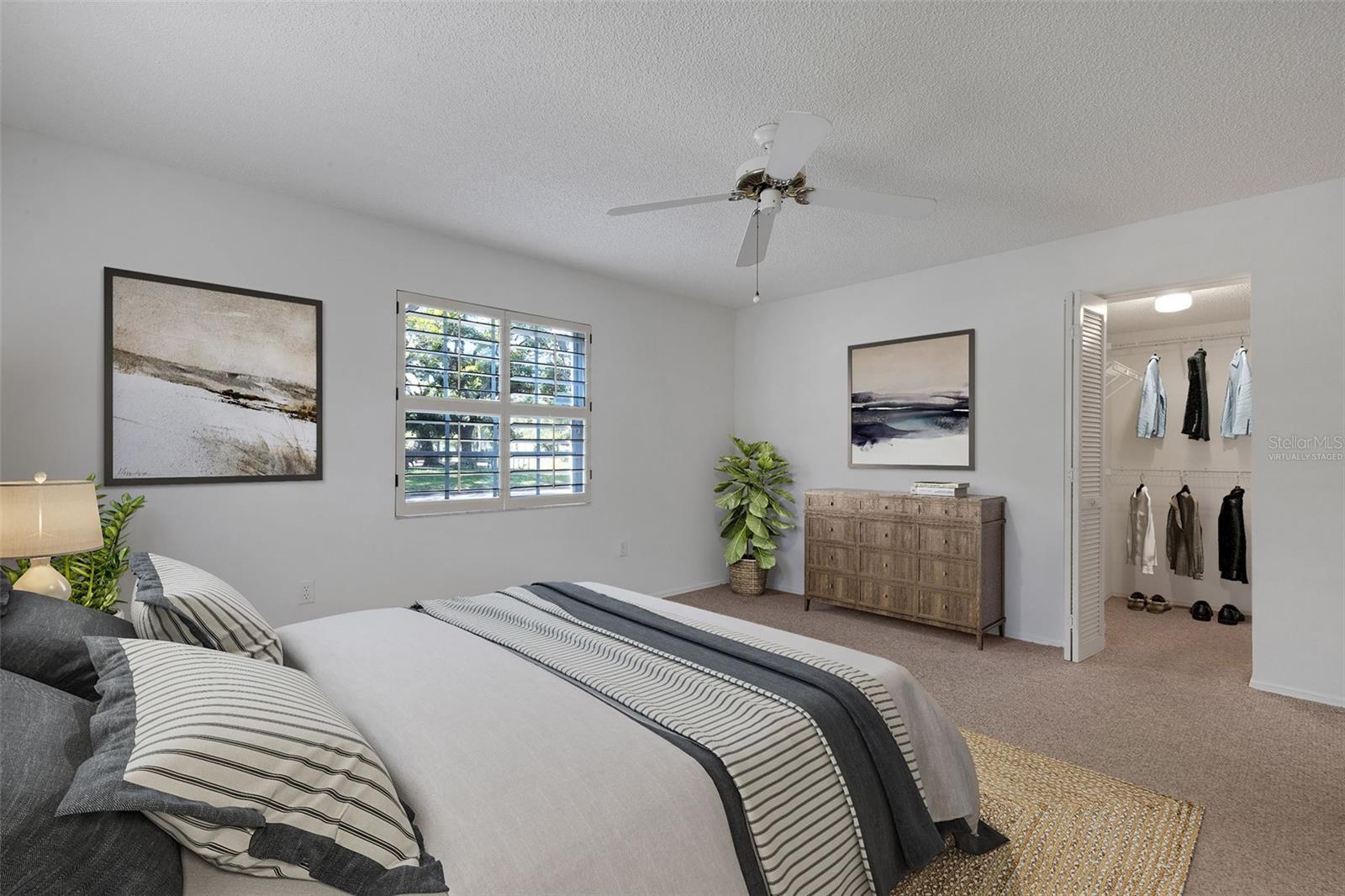 528 W VENICE AVE ## 1 photo 5