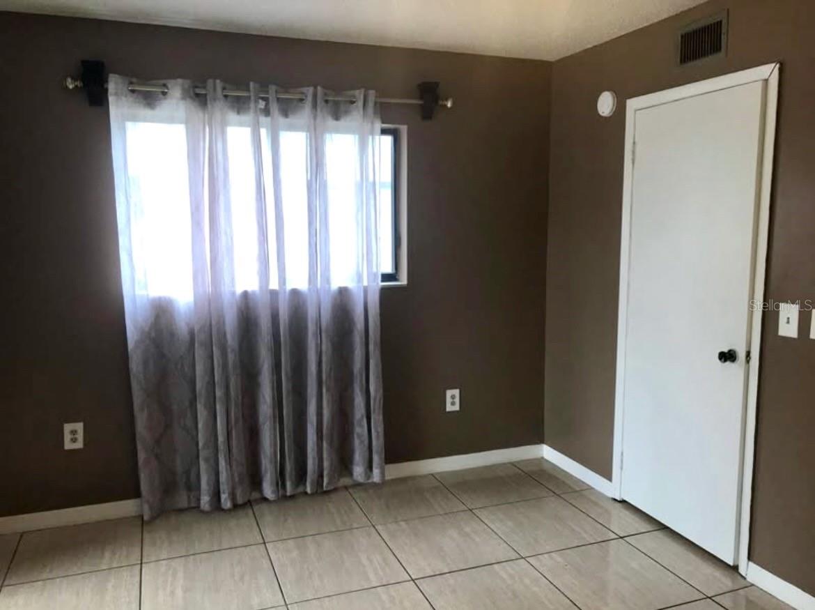 2565 OAK PARK WAY #213 photo 5
