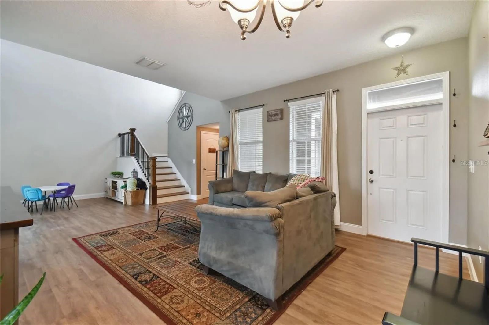 501 WASHITA STONE DR photo 4