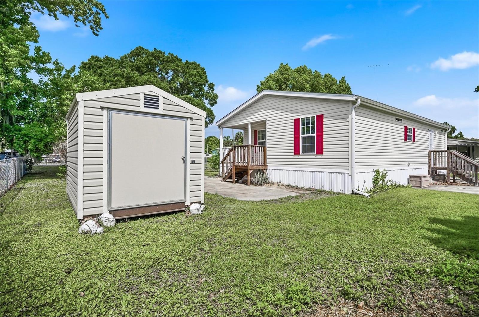 55716 KEITH ST photo 5