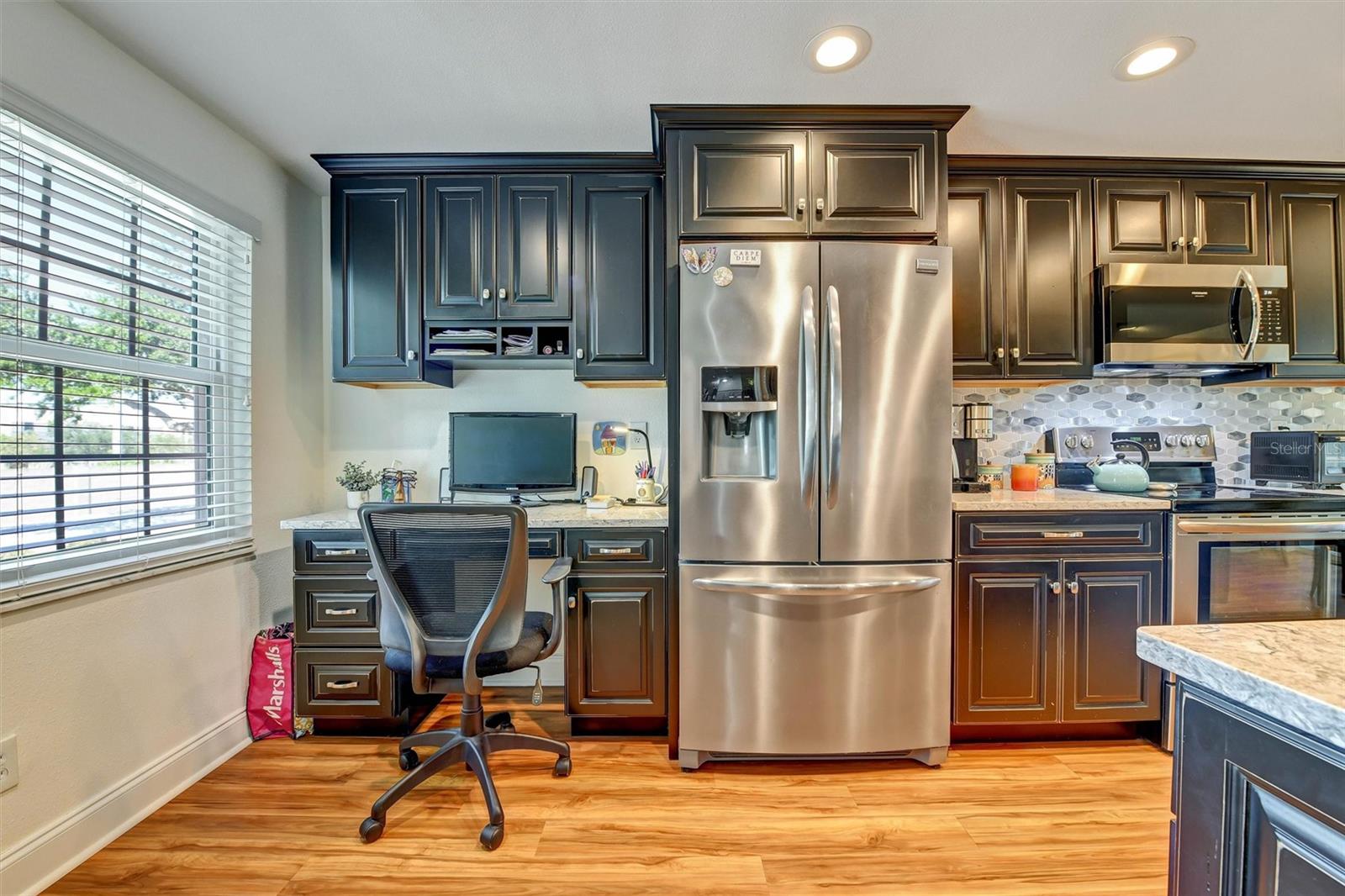 8352 MEADOWBROOK DR #10 photo 4
