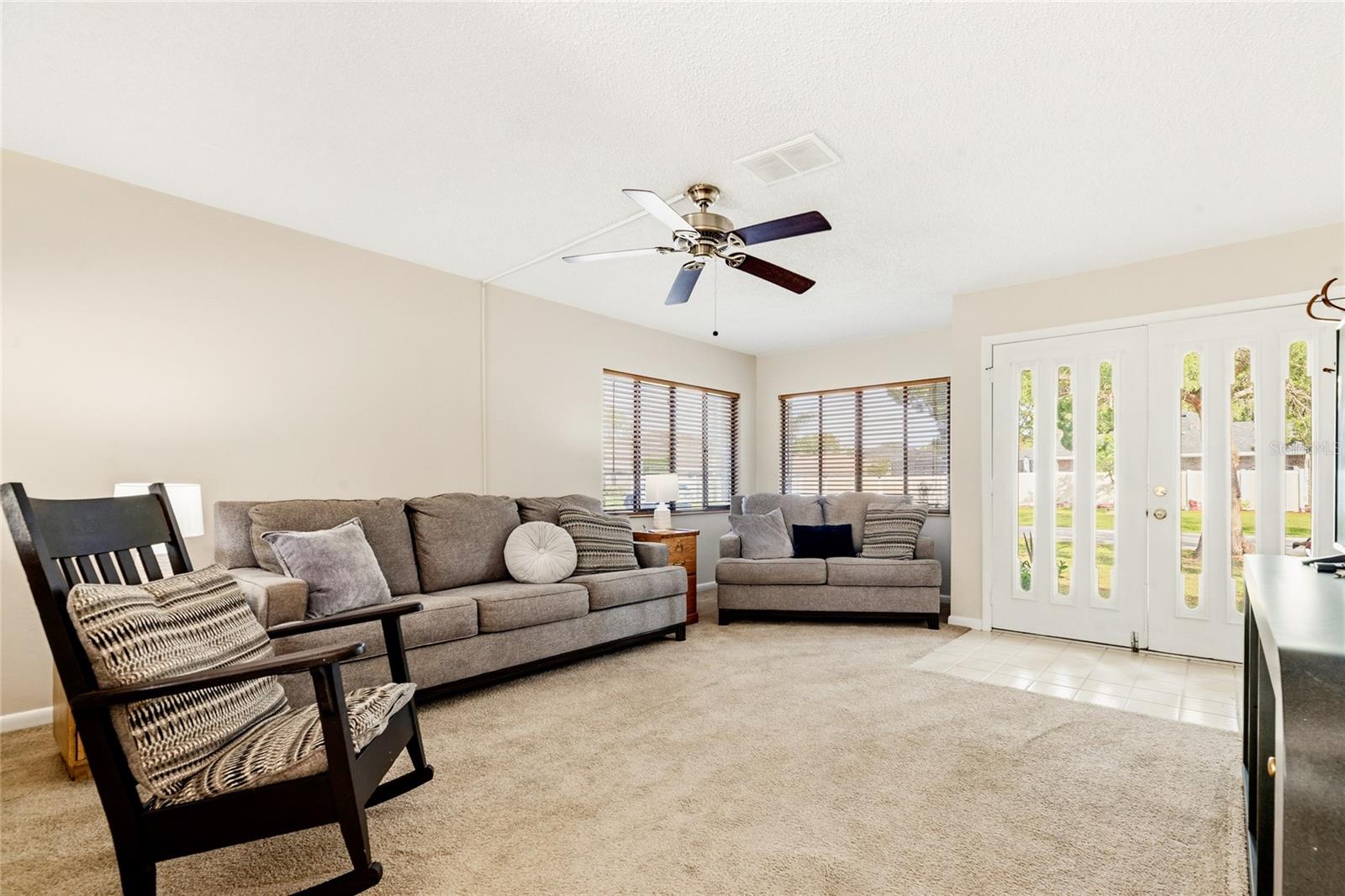 8 LLADD CT photo 2
