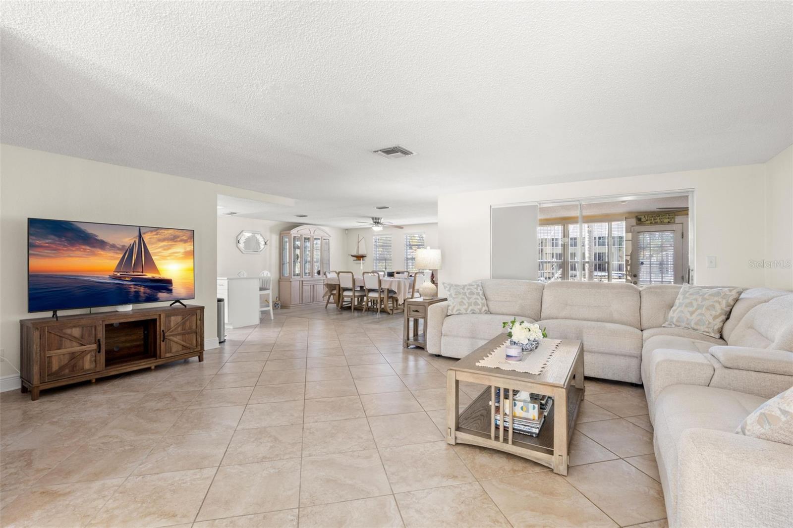 7418 ISLANDER LN photo 3