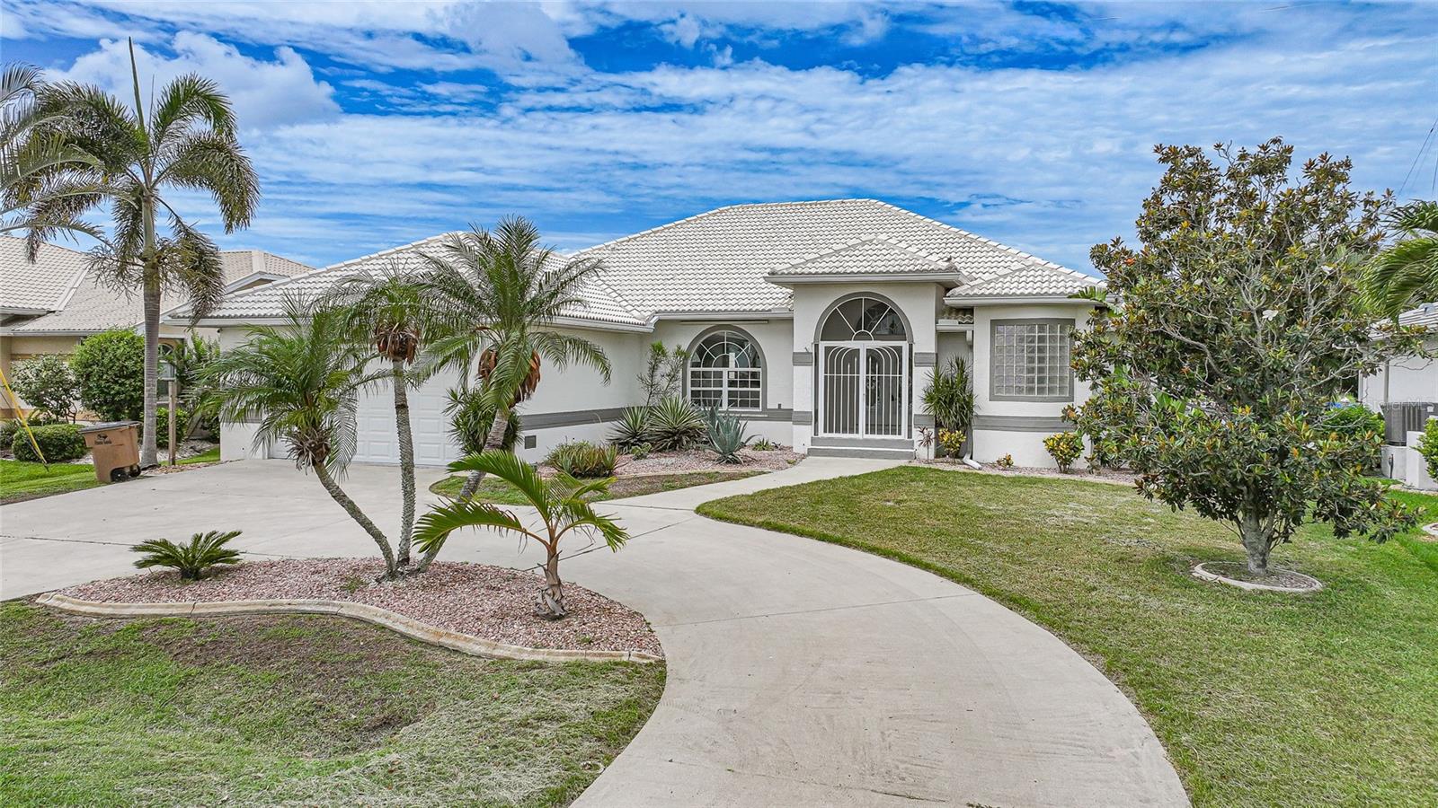 632 MONACO DR photo 5
