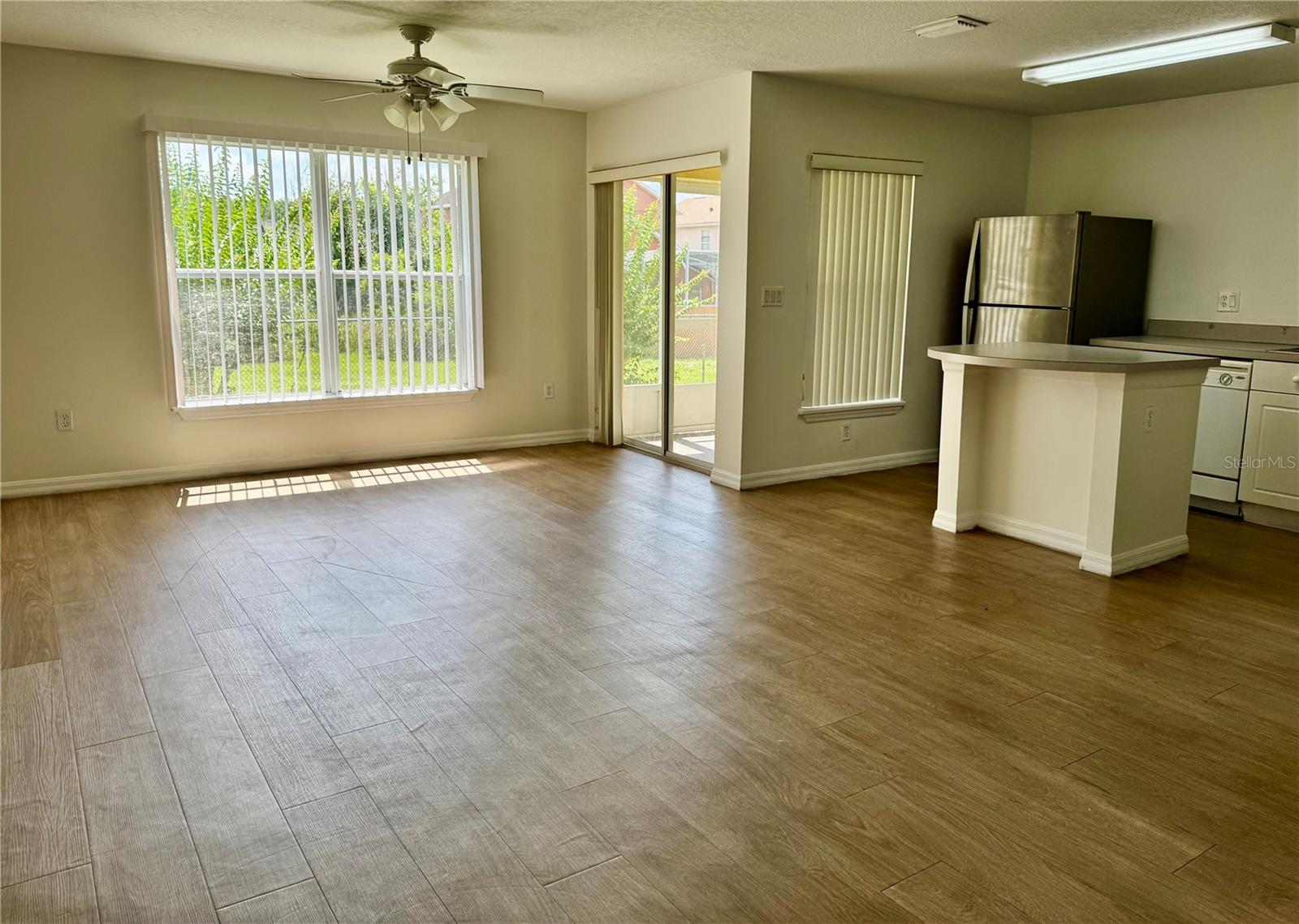 2834 CLUB CORTILE CIR photo 2