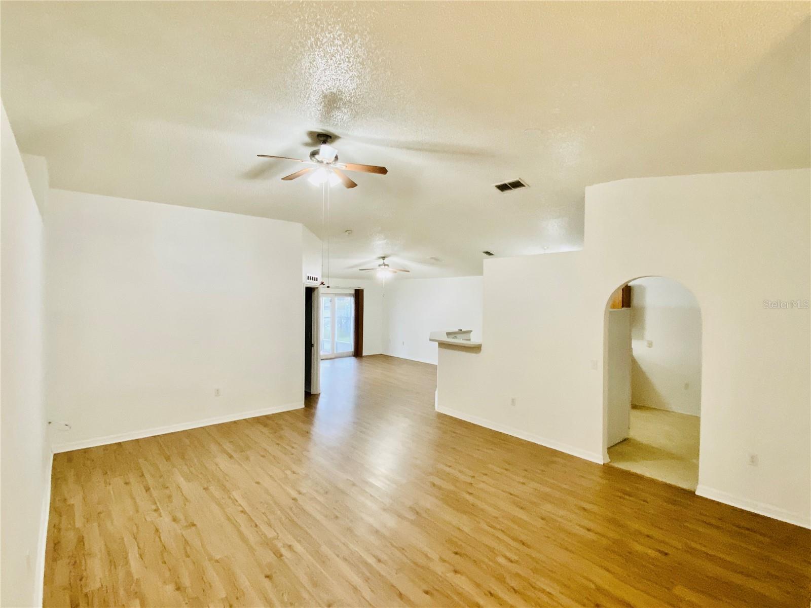 3992 WARBLER DR photo 2