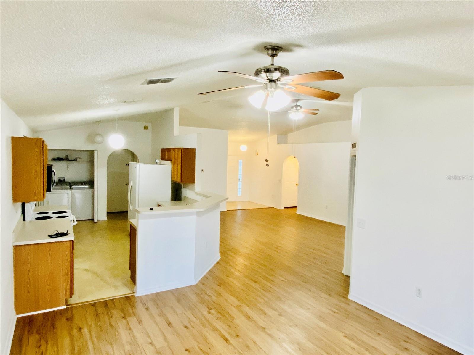 3992 WARBLER DR photo 4