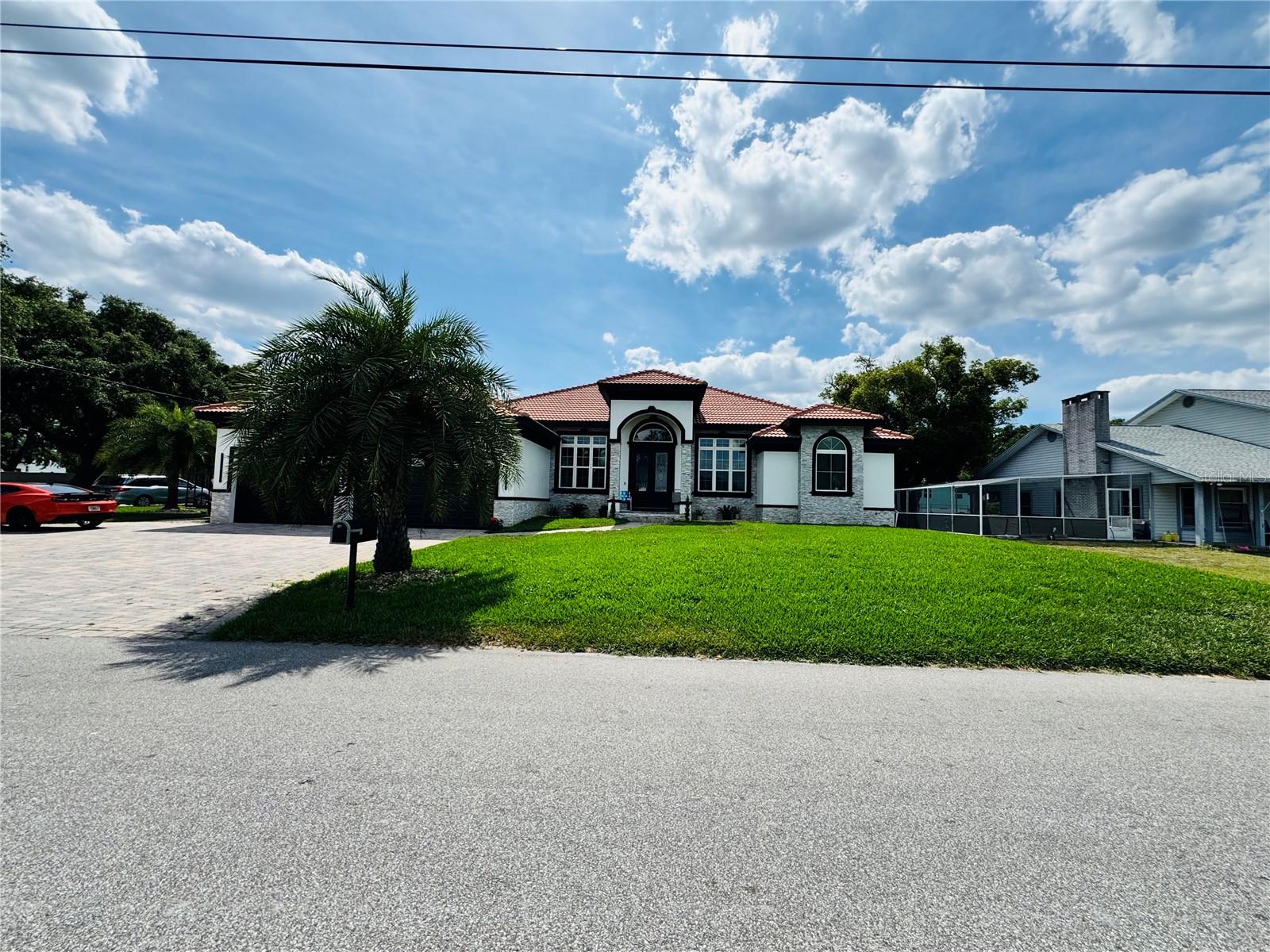 803 LAKE JESSIE DR DR photo 2
