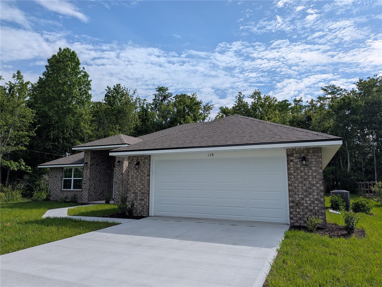 128 BIRD OF PARADISE DR photo 2