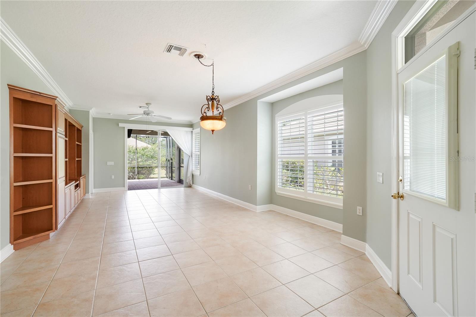 8336 TARTAN FIELDS CIR photo 2