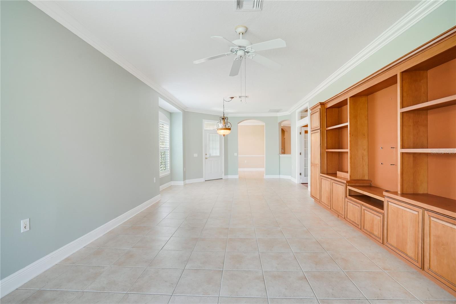 8336 TARTAN FIELDS CIR photo 3