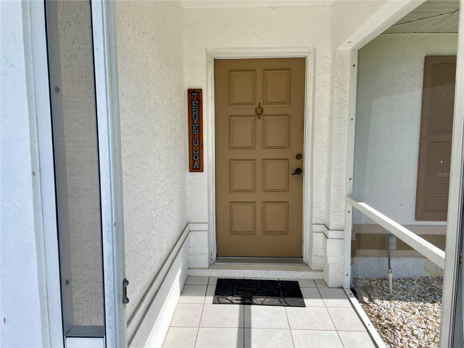 23372 MULLINS AVE photo 2