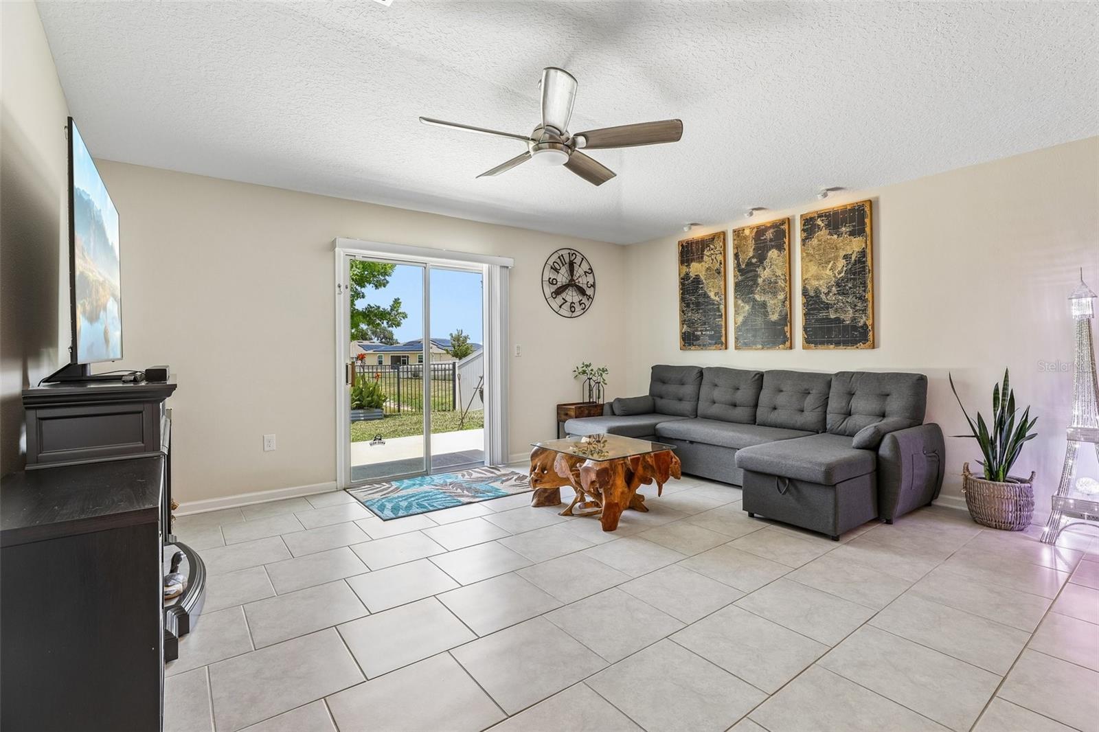 717 SIMONE CT photo 5