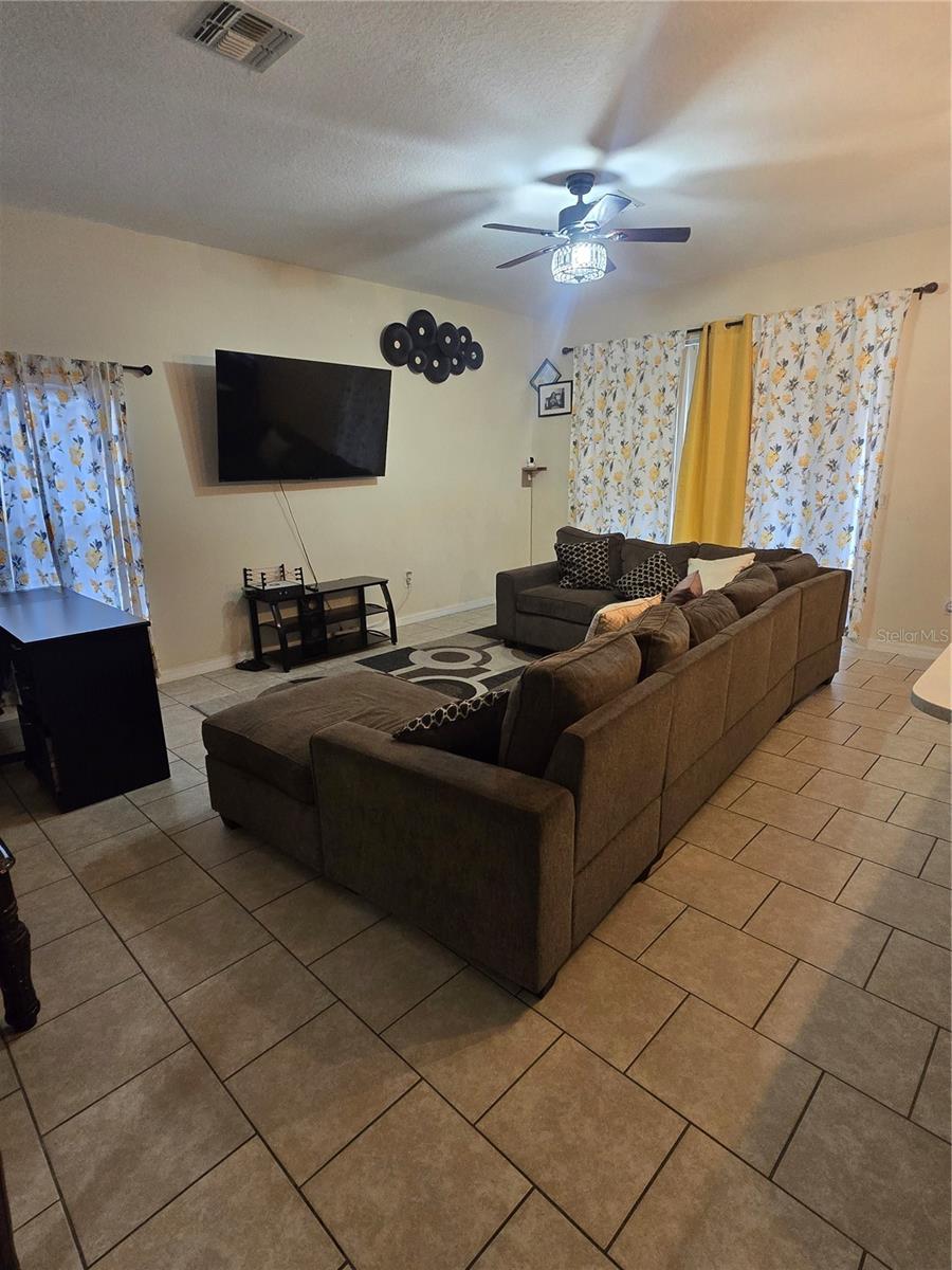 2500 BAYKAL DR photo 3