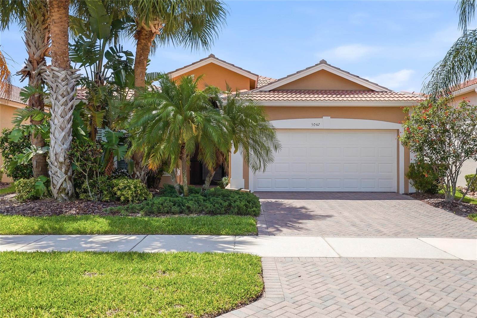 5042 SANDY BROOK CIR — home for sale