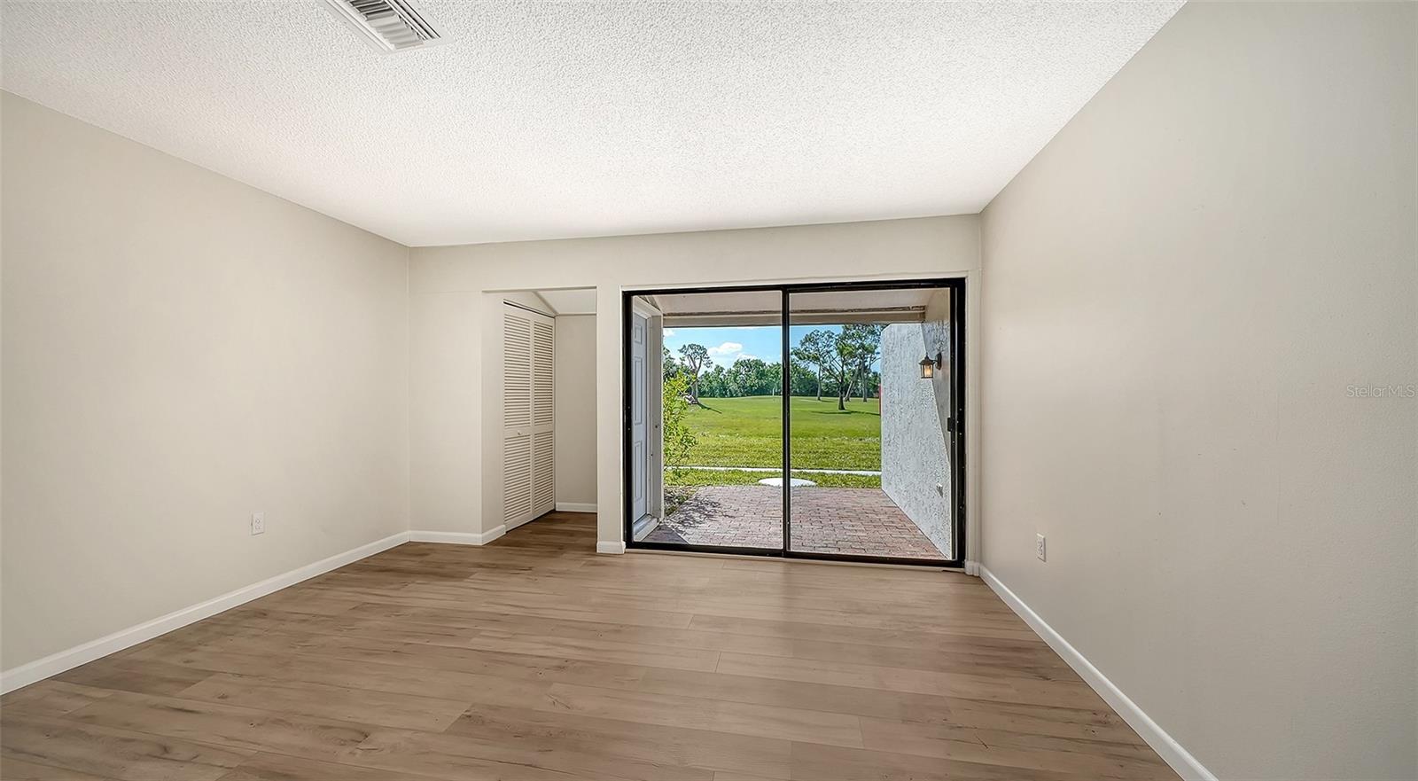 3569 LONGMEADOW #35 photo 5