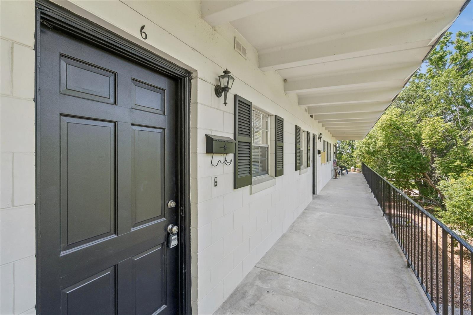 791 LAKE AVE #6 photo 2