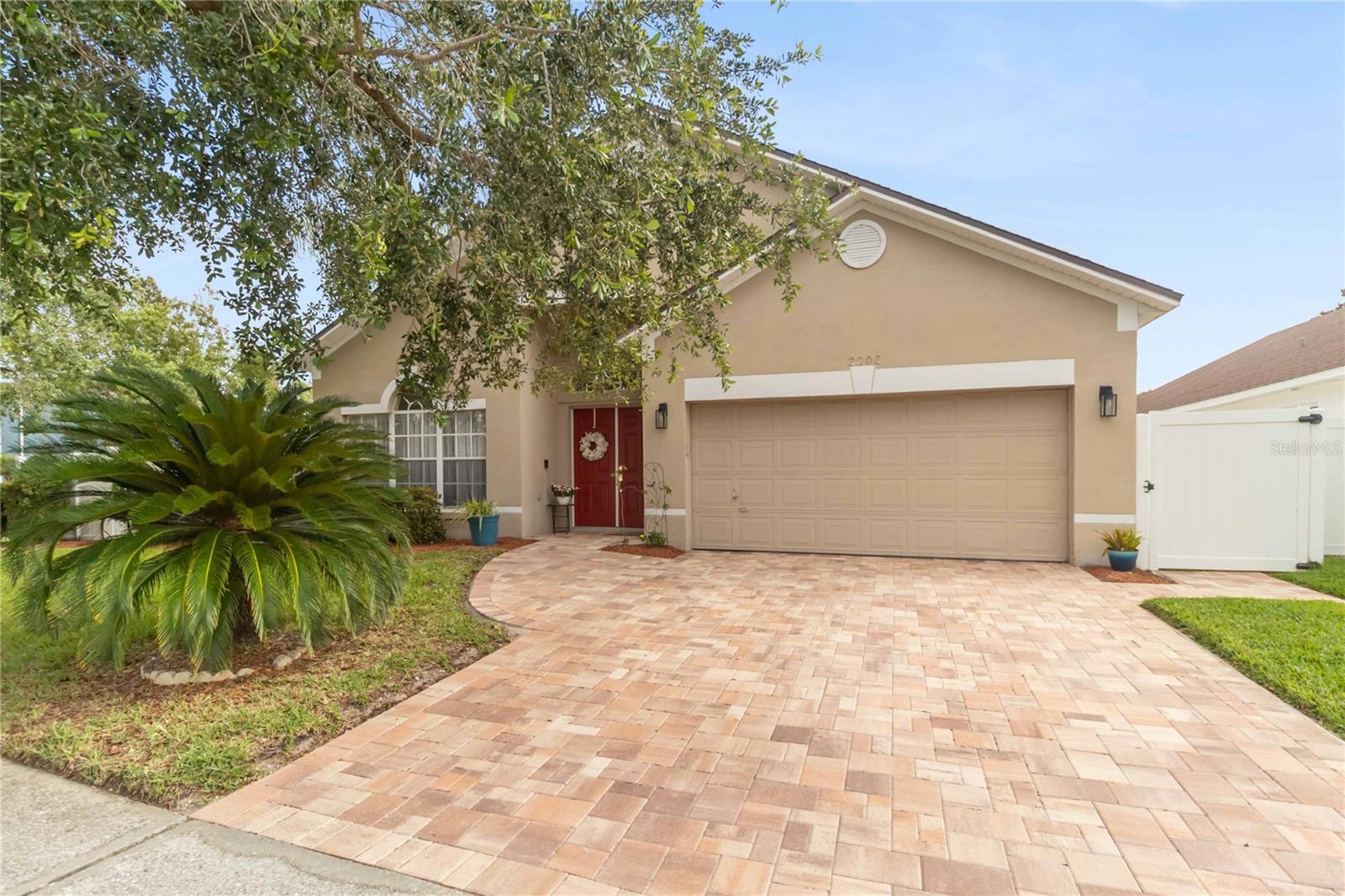 3203 HOLLAND DR photo 4