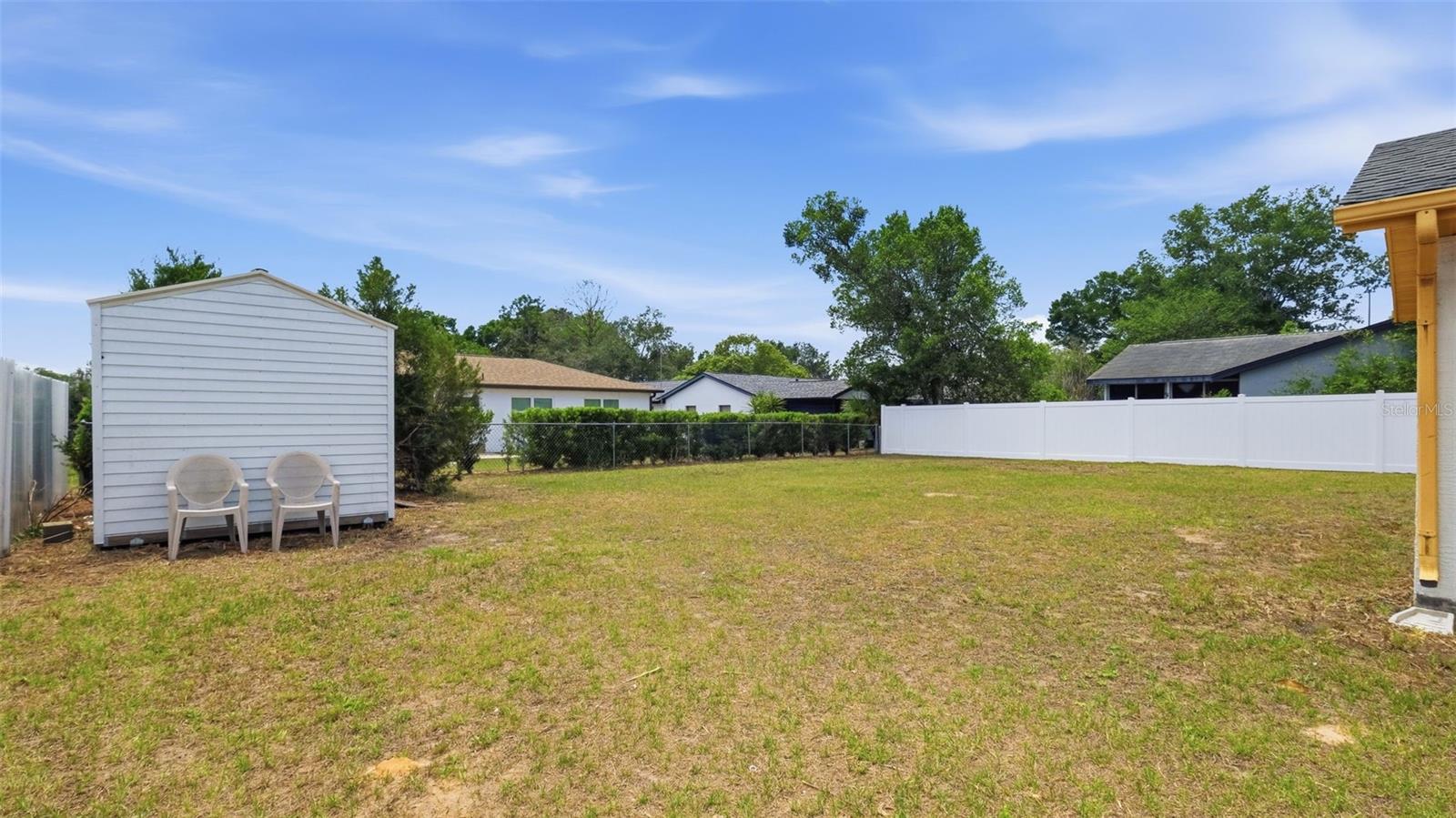 7115 LEXINGTON CIR photo 3