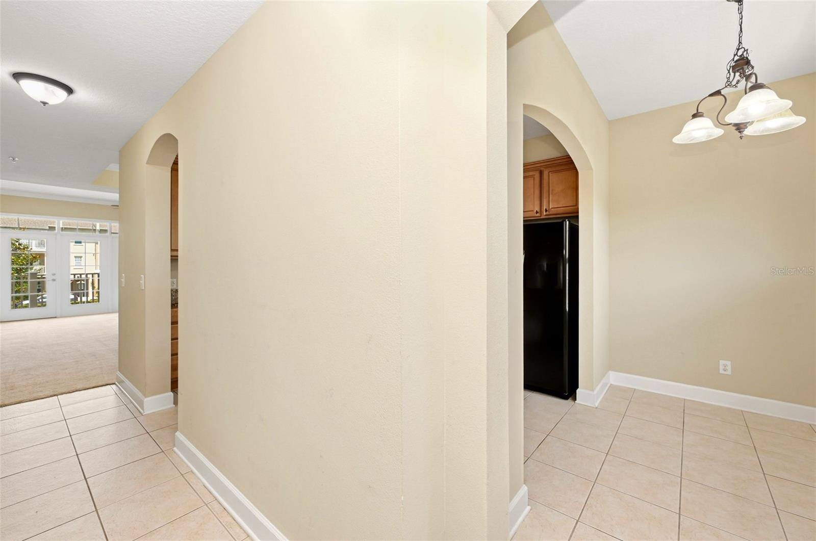 1231 WRIGHT CIR #212 photo 5