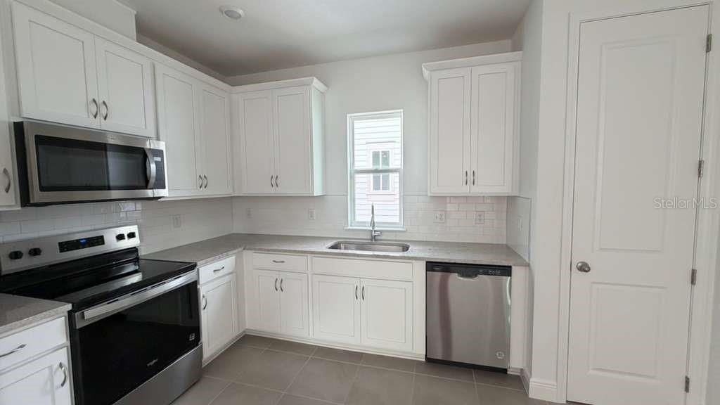 10239 DULBECCO ST photo 5