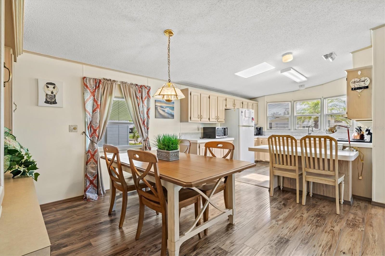 58 PARTRIDGE AVE photo 4